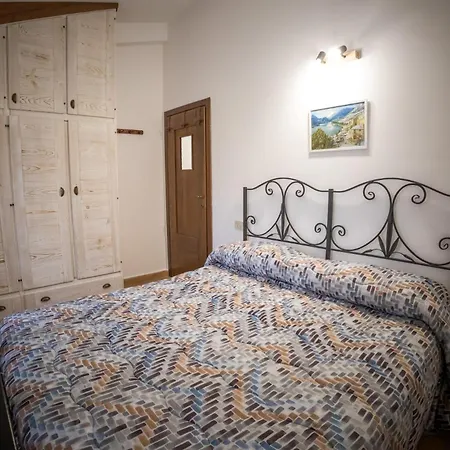 La Vista Del Lupo Apartment *